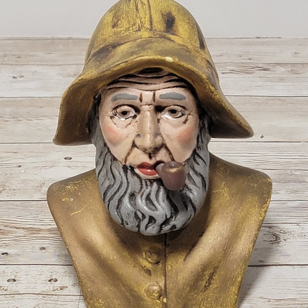 Nautical Fisherman Bust with Pipe - Gold and Gray